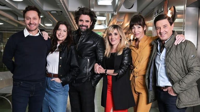 Benjamín Vicuña protagonizó El primero de nosotros junto a Mercedes Funes, Luciano Castro, Jorgelina Aruzzi, Paola Krum y Damián De Santo