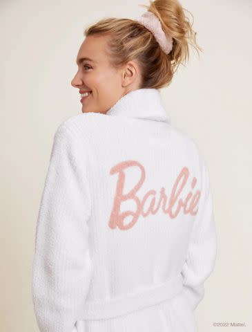 <p><a href="https://www.barefootdreams.com/collections/barbie-x-barefoot-dreams" data-component="link" data-source="inlineLink" data-type="externalLink" data-ordinal="1" rel="nofollow">Barefoot Dreams</a></p>