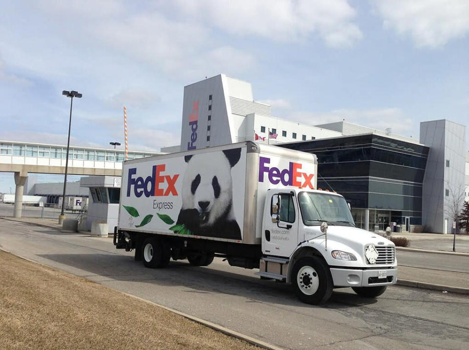 The FedEx Panda Express truck is doing a test run in Toronto for tomorrow's <a class="link " href="https://twitter.com/search?q=%23FedExPandas&src=hash" rel="nofollow noopener" target="_blank" data-ylk="slk:#FedExPandas;elm:context_link;itc:0;sec:content-canvas"><s>#</s><strong>FedExPandas</strong></a> arrival. On road now! <a class="link " href="http://t.co/fHRjxQJxBA" rel="nofollow noopener" target="_blank" data-ylk="slk:pic.twitter.com/fHRjxQJxBA;elm:context_link;itc:0;sec:content-canvas">pic.twitter.com/fHRjxQJxBA</a>