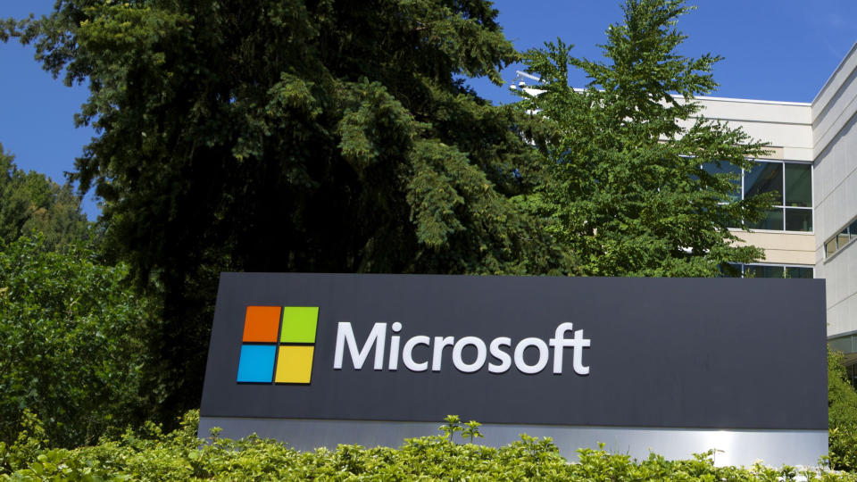 Microsoft Logo Building Redmond