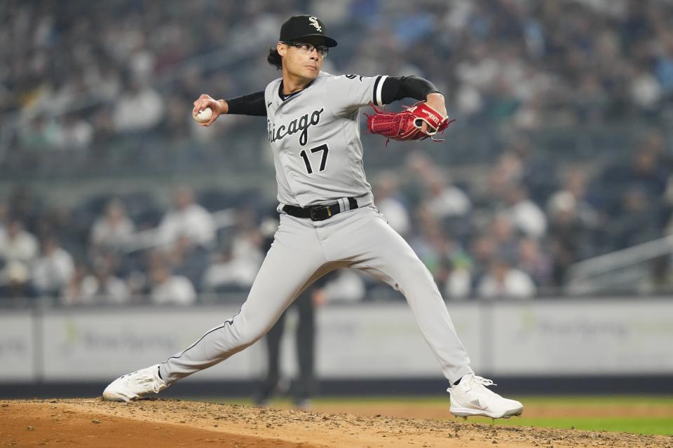 Chicago White Sox's Joe Kelly (17) pitches during the seventh inning of a baseball game against the New York Yankees Tuesday, June 6, 2023, in New York. (AP Photo/Frank Franklin II)