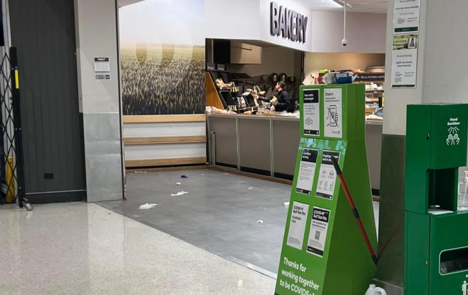 A photo of an empty trolley bay a Woolworths store at Warner, QLD. Source: Facebook/Sarah McDonald