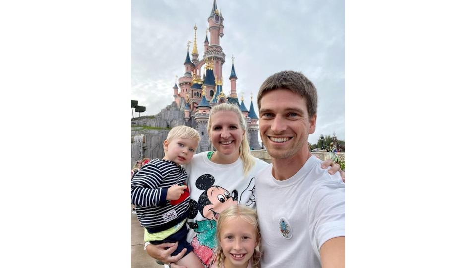 Rebecca Adlington with husband Andy Parsons at Disneyland Paris