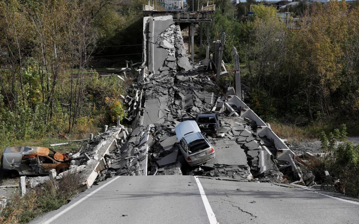 Ukraine - ATEF SAFADI/EPA-EFE/Shutterstock 