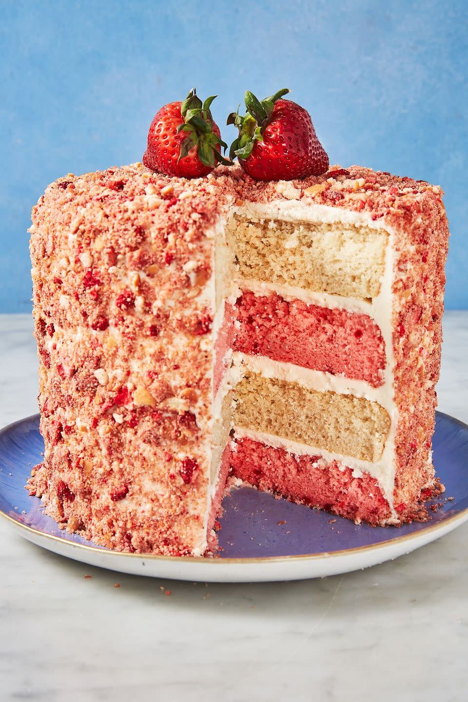 Strawberry Crunch Cake