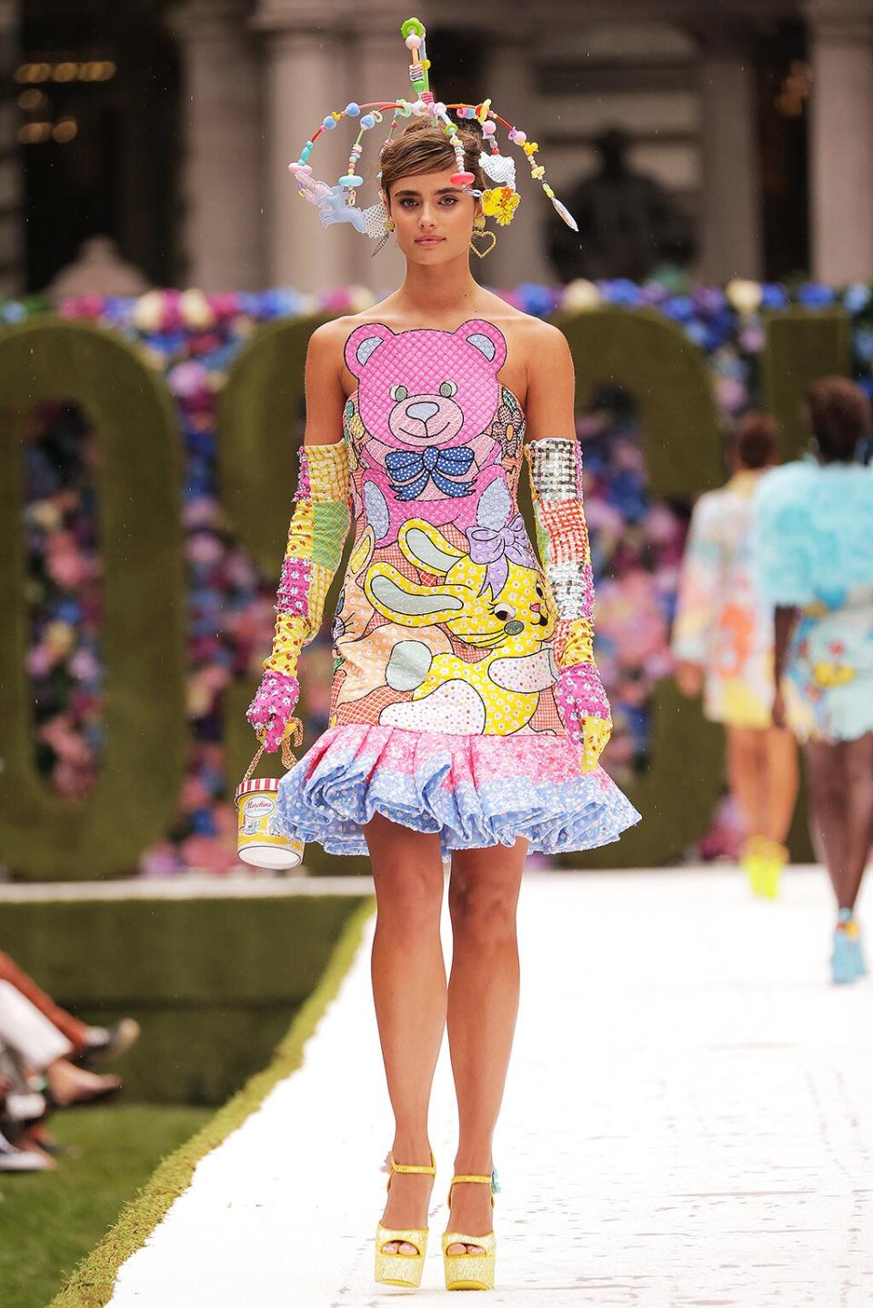 Taylor Hill walks the runway at the Moschino SS22 show on September 09, 2021 in New York City.