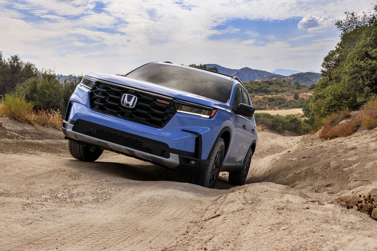 2024 honda pilot trailsport