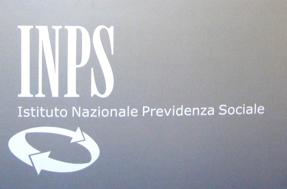 E’ rivolto ai disoccupati che percepiscono la Naspi, consente di beneficiare di un<strong> voucher</strong> spendibile nei Centri per l’impiego.