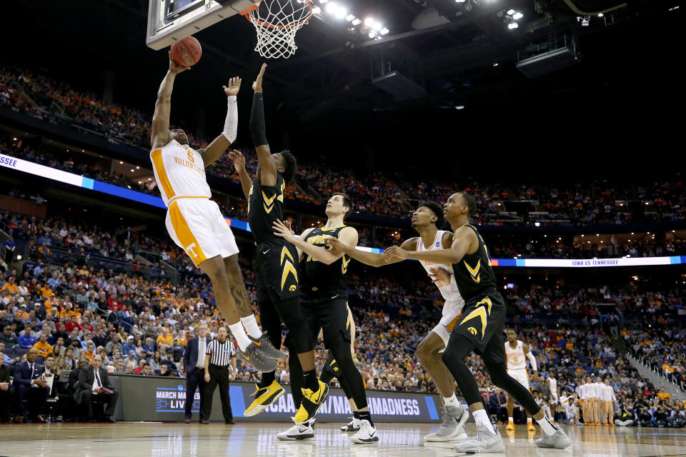 COLUMBUS, OHIO - MARCH 24:  Admiral Schofield #5 of the Tennessee Volunteers goes up for a shot against the Iowa Hawkeyes during their game in the Second Round of the NCAA Basketball Tournament at Nationwide Arena on March 24, 2019 in Columbus, Ohio. (Photo by Gregory Shamus/Getty Images)