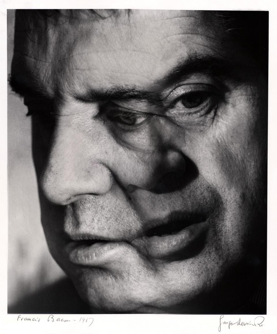 Francis Bacon, photographed by Jorge Lewinski in 1967 - Bridgeman