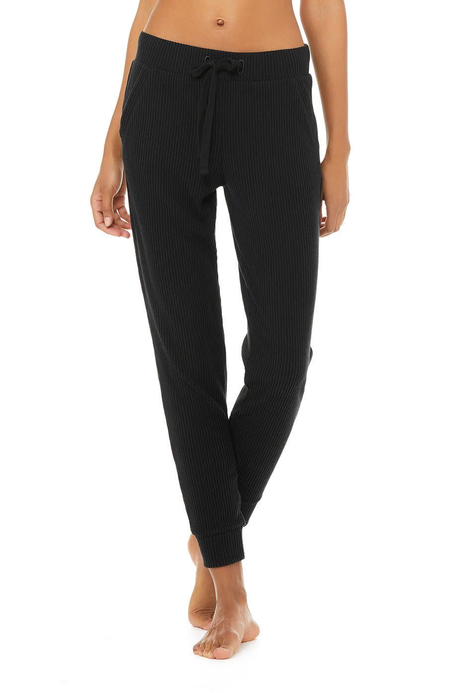 39) Muse Sweatpant - Black