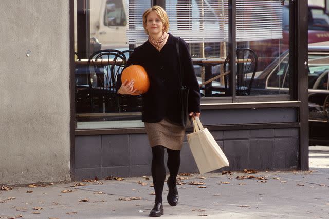 <p>Warner Brothers/Everett</p> Meg Ryan in the 1998 Film 'You've Got Mail!'