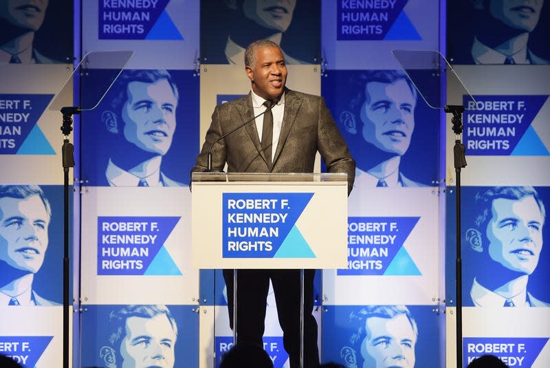 NEW YORK, NY - DECEMBER 13: Robert Smith speaks onstage during Robert F. Kennedy Human Rights Hosts Annual Ripple Of Hope Awards Dinner on December 13, 2017 in New York City. - Photo: Jason Kempin/Getty Images for Ripple Of Hope Awards (Getty Images)