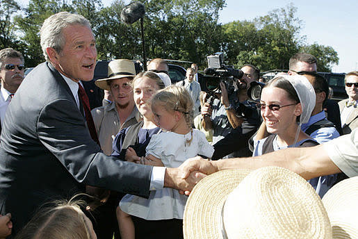 President George W. Bush meets Amish residents in Lancaster County, PA, August 16, 2006. (Photo: Kimberlee Hewitt/The White House)