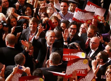 Austrian presidential candidate Alexander Van der Bellen, who is supported by the Greens, arrives at an election party in Vienna, Austria, December 4, 2016. REUTERS/Leonhard Foeger