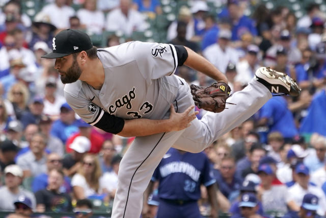 White Sox pour it on Indians in 6 innings