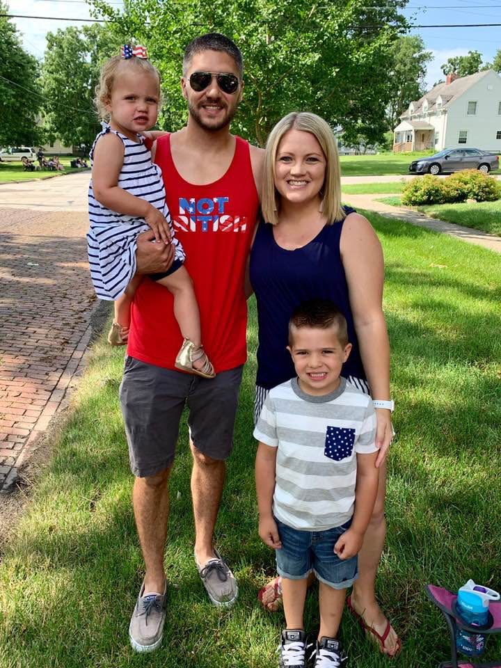 Travis and Taylor Cunningham with their children, Talan, 5, and Scarlett, 2. (Taylor Cunningham)