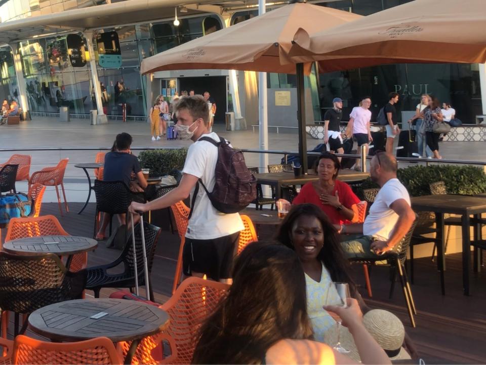 Get set? Holidaymakers at Faro airport in Portugal in the summer of 2020 (Simon Calder)