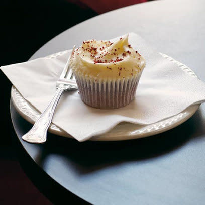 <b>Hummingbird Bakery's red velvet cupcakes </b><br><br> If you're going to make a cupcake then make it a Hummingbird cupcake. Leading the pack in terms of taste and flamboyance, this recipe is great for showing off.<br><br> <a href="http://uk.lifestyle.yahoo.com/hummingbird-bakery-s-red-velvet-cupcakes.html" data-ylk="slk:See the full recipe here;elm:context_link;itc:0;sec:content-canvas;outcm:mb_qualified_link;_E:mb_qualified_link;ct:story;" class="link  yahoo-link"><b>See the full recipe here</b></a>