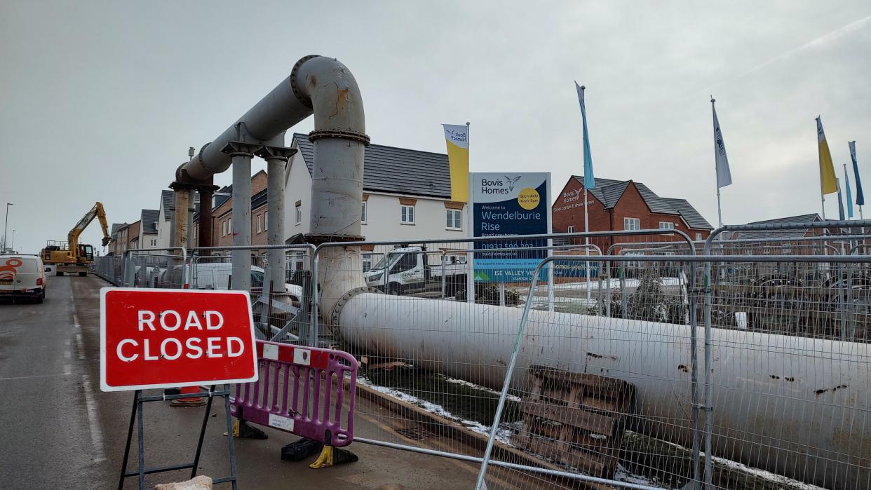 The pipe was erected just feet from people’s homes on Bovis Homes’ Wendelburie Rise development in Northamptonshire. (Triangle)