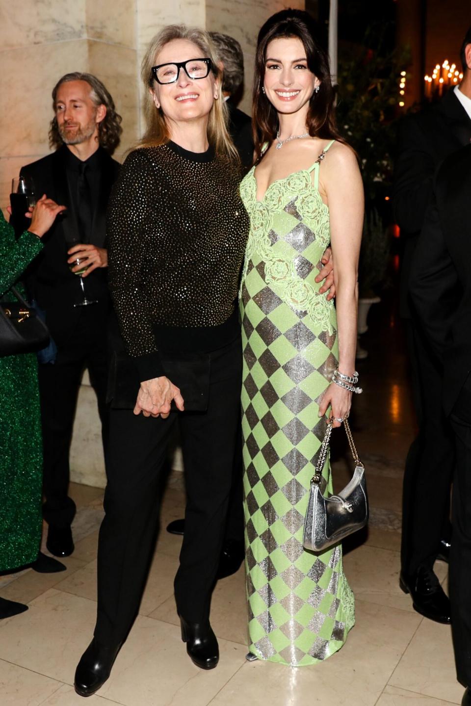 Mandatory Credit: Photo by Neil Rasmus/Shutterstock (14130870aa) Meryl Streep, Anne Hathaway STAIRS SHOT & SIDE STAGE WINNERS | The Clooney Foundation for Justice, Albie Awards Gala, New York Public Library, NYC, Manhattan, New York, United States - 28 Sep 2023