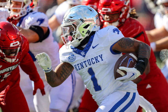 Louisville football reveals new uniforms ahead of Ole Miss matchup