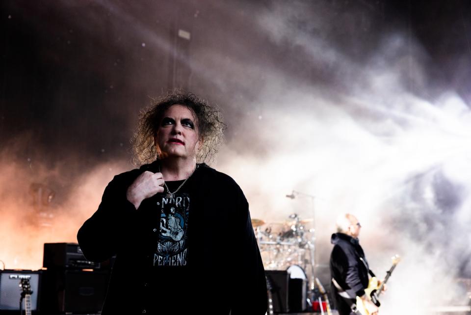 The Cure at Shoreline Amphitheatre in Mountain View, CA, 5/27/2023 (29/31)