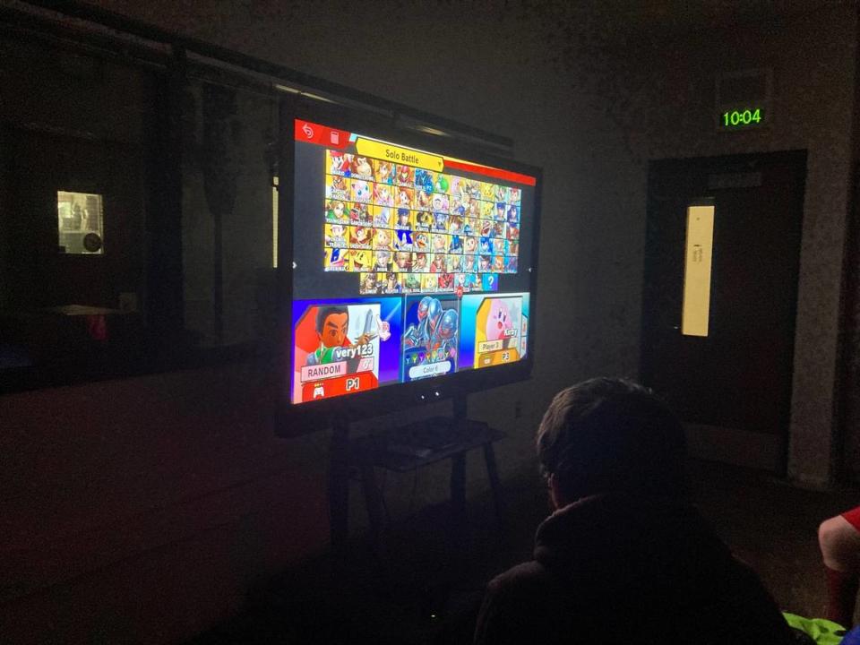 Students play Super Smash Bros. Ultimate during Peninsula High School’s 2021 esports summer academy.