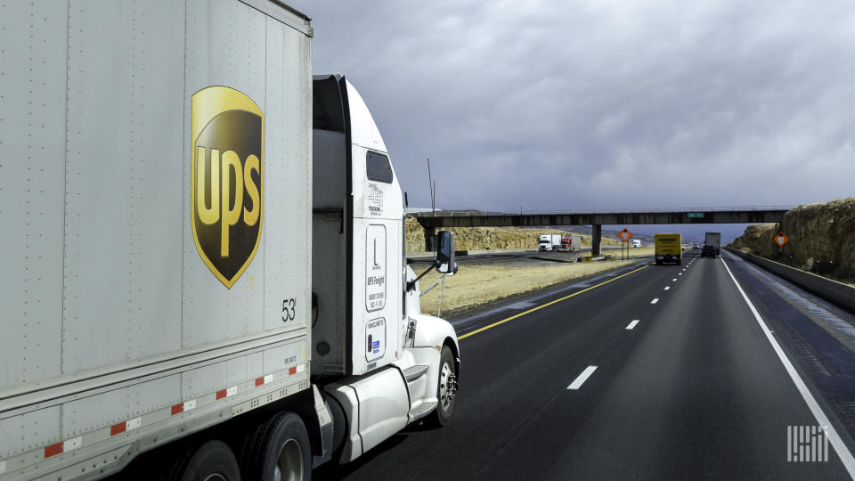 Teamster local officials endorse UPS contract (Photo: Jim Allen/FreightWaves)