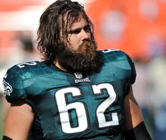 Jason Kelce arrived for Eagles vs. Titans dressed as Doug Whitmore