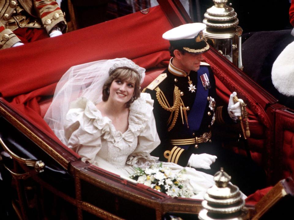 diana wedding carriage