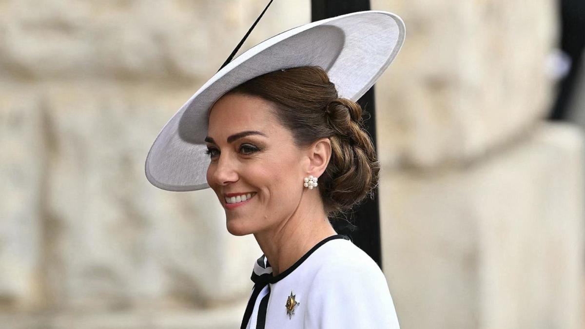 Kate Middleton attends Trooping the Colour in 1st public appearance since cancer diagnosis