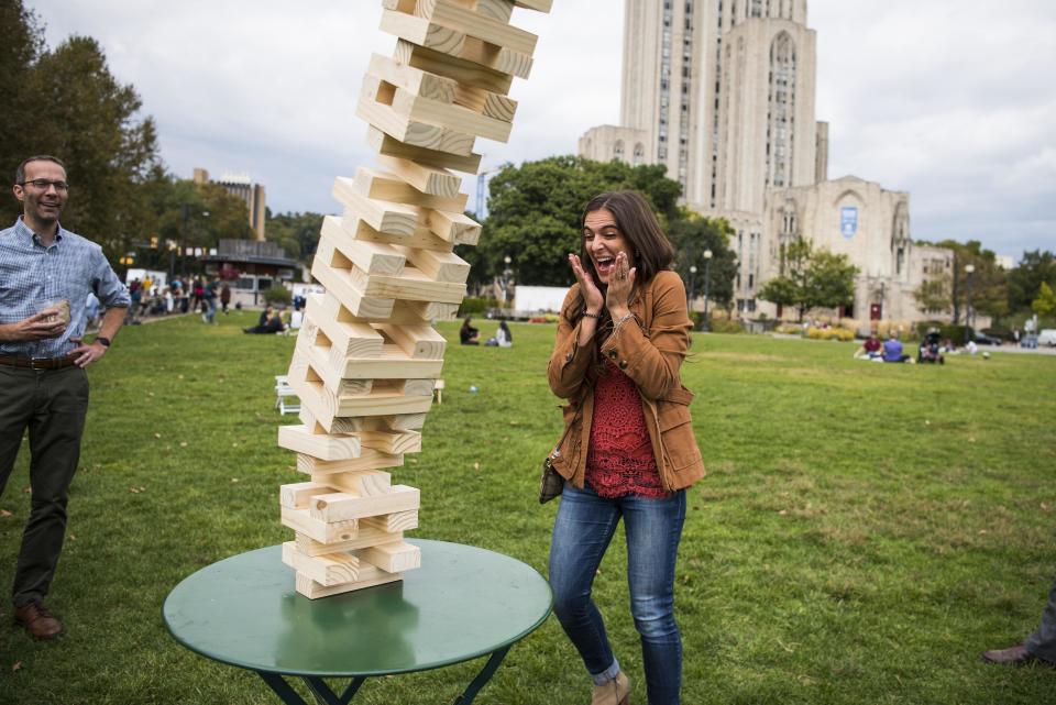 Longo&nbsp;loses a game of jumbo Jenga.