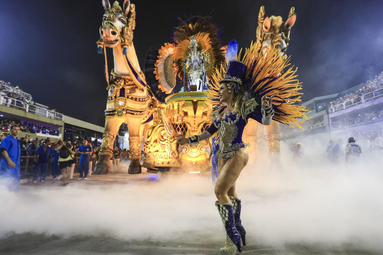 A member of Unidos de Vila Isabel Samba School performs during the parade at 2019 Brazilian Carnival at Sapucai Sambadrome on March 04, 2019 in Rio de Janeiro, Brazil.