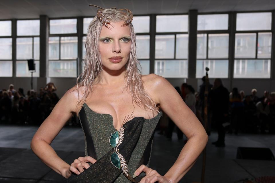 Julia Fox at the Vivienne Westwood Fall/Winter show in 2024 (Invision)