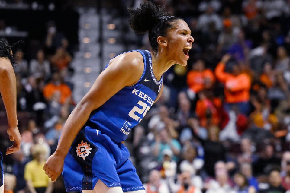 Alyssa Thomas reacts during the first half of the Connecticut Sun's Game 3 win.
