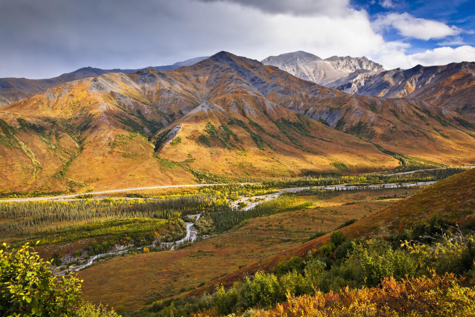 Scenic view of Brooks Range, Dietrich River and the Dalton Highway, Gates of the Arctic National Park & Preserve, Arctic Alaska. (Photo: Getty Images)