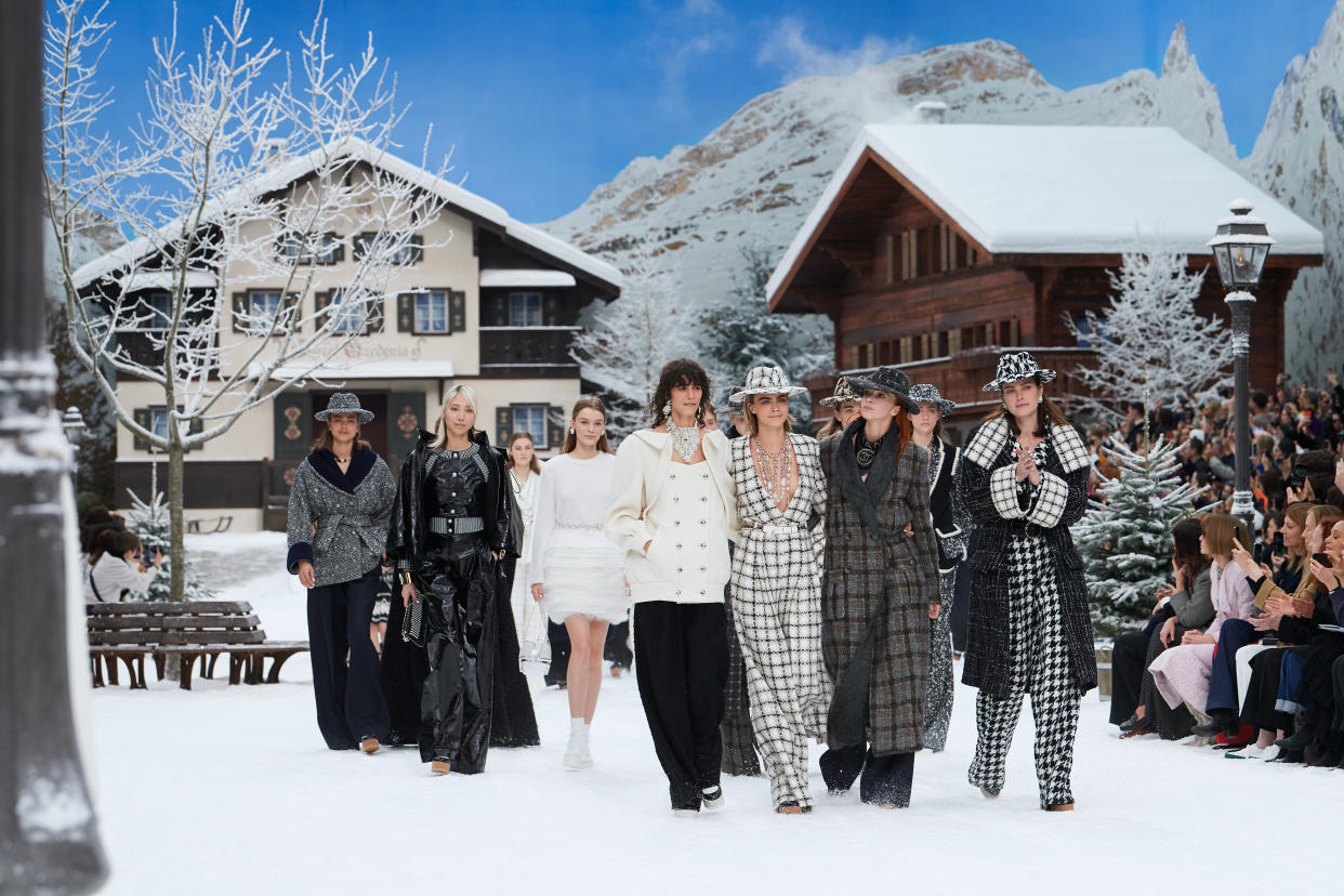 Chanel Fall-Winter 2019/20 finale. (PHOTO: Oliver Saillant)