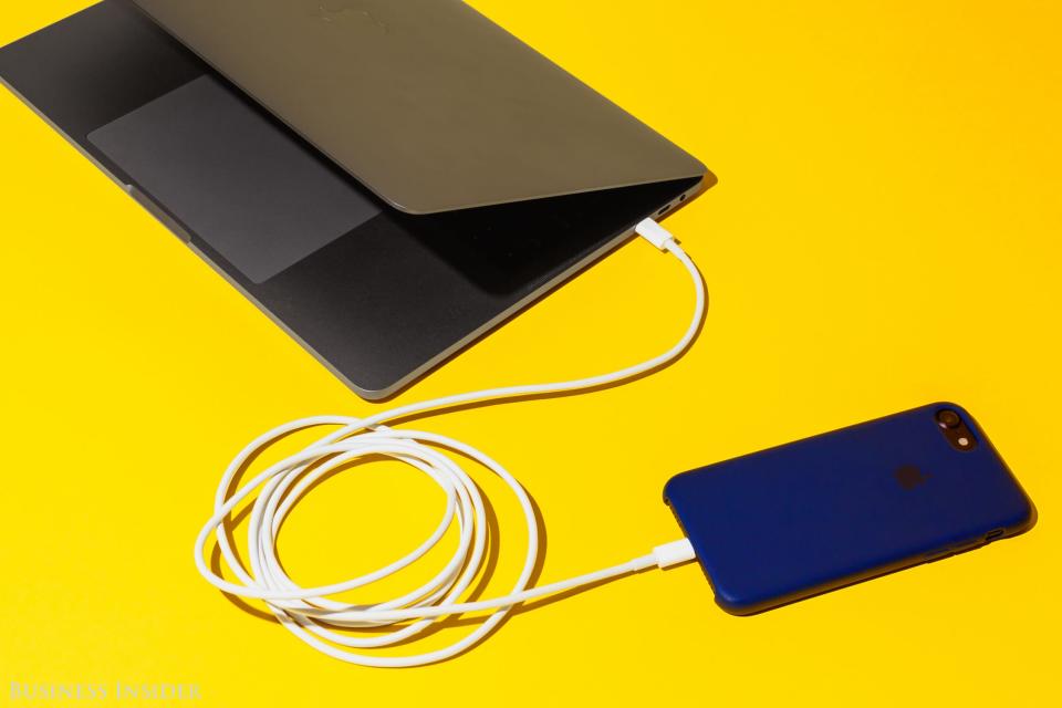 Macbook Pro charging iPhone usb c