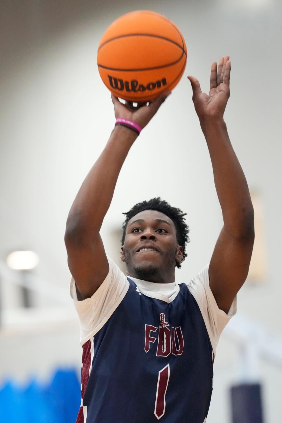 Joe Munden Jr. is shown during Fairleigh Dickinson University basketball practice, in Teaneck, Thursday, October 19, 2023