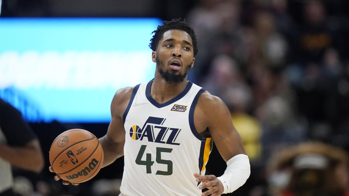 Two NBA stars and his sister helped Donovan Mitchell decide to make the  jump to the NBA