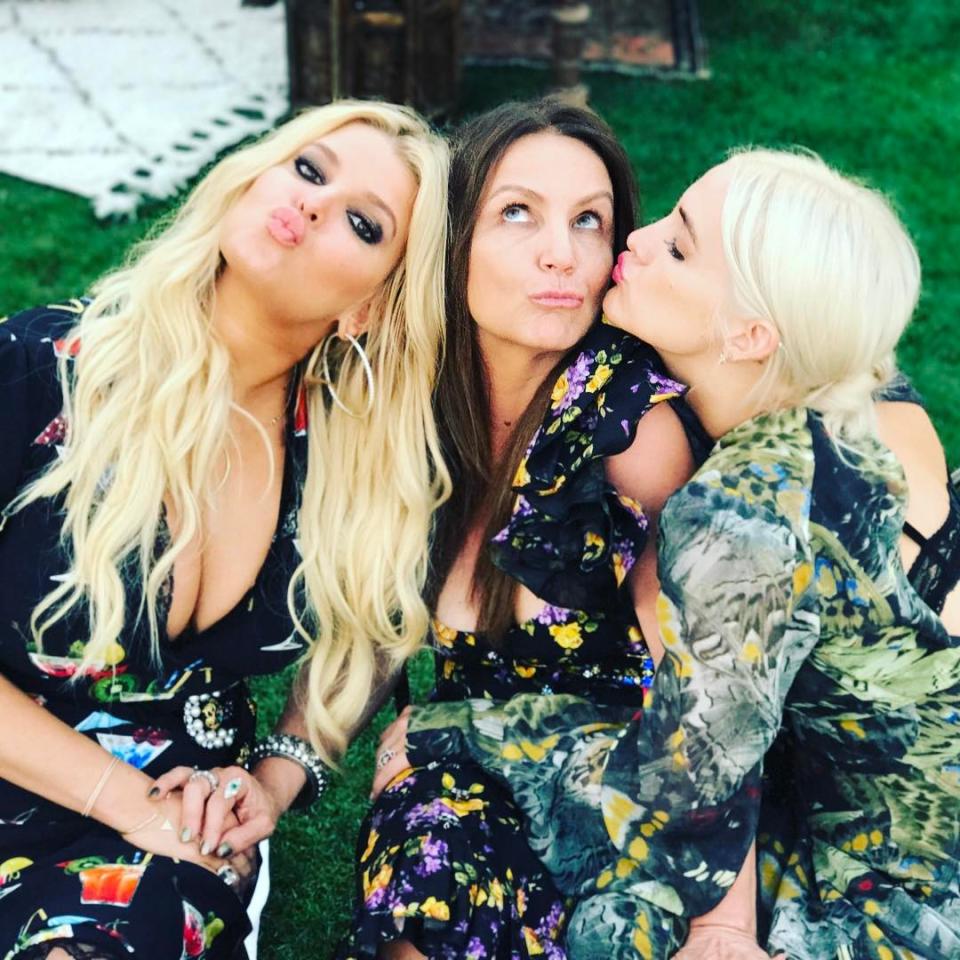 <p>Ashlee Simpson and her big sister, Jessica, puckered up for this pic with their mom, Tina. “Happy Mother’s Day to my beautiful inspiring mom,” she wrote. “Thank you for letting me call you every 5 minutes. You know you are everything to me! I love you, I love you, I love you.” (Photo: <a rel="nofollow noopener" href="https://www.instagram.com/p/BUFhkFoh1ae/" target="_blank" data-ylk="slk:Ashlee Simpson via Instagram;elm:context_link;itc:0;sec:content-canvas" class="link ">Ashlee Simpson via Instagram</a>)<br> </p>  <p>Khloé Kardashian</p><p> Kris Jenner has six children, so of course the Mother’s Day greetings were rolling in for the momager! “Happy Mother’s Day to the Queen! The boss! The legend that is…. Kris Jenner,” wrote daughter Khloé of this pic snapped on a trip she and sister Kourtney took with their mom to wine country. (Photo: <a rel="nofollow noopener" href="https://www.instagram.com/p/BUFbeyzFnox/" target="_blank" data-ylk="slk:Khloe Kardashian via Instagram;elm:context_link;itc:0;sec:content-canvas" class="link ">Khloe Kardashian via Instagram</a>) </p>  <p>Future</p><p> Aw — it’s nice to see Future and Ciara keeping the peace. The rapper posted an old photo of his ex holding their son, Future. “I appreciate u more than u know, our son is an incredible kid,” he wrote. “We made a king,Happy Mothers Day C!” (Photo: <a rel="nofollow noopener" href="https://www.instagram.com/p/BUGBJNFFto7/?taken-by=future" target="_blank" data-ylk="slk:Future via Instagram;elm:context_link;itc:0;sec:content-canvas" class="link ">Future via Instagram</a>) </p>  <p>Olivia Munn</p><p> The actress has learned a LOT from her mom, Kim. “Happy Mother’s Day to the woman who taught me the importance of standing up for myself, how to bake bread from scratch and, most importantly, if you pick a flower from her garden without asking, you’re gonna get drenched by the little Asian lady wielding a water hose,” she captioned this cute family shot. (Photo:<a rel="nofollow noopener" href="https://www.instagram.com/p/BUFawbkALHK/" target="_blank" data-ylk="slk:Olivia Munn via Instagram;elm:context_link;itc:0;sec:content-canvas" class="link "> Olivia Munn via Instagram</a>) </p>  <p>Katie Holmes</p><p> There’s nothing like a mother’s love! The actress shared several pics in celebration of Mother’s Day, including this sweet selfie of her kissing daughter Suri’s elbow. (Photo: <a rel="nofollow noopener" href="https://www.instagram.com/p/BUFR3N2jAel/" target="_blank" data-ylk="slk:Katie Holmes via Instagram;elm:context_link;itc:0;sec:content-canvas" class="link ">Katie Holmes via Instagram</a>) </p>  <p>Kesha</p><p> The “Tik Tok” singer let everyone know she thinks the world of her mom, Pebe, in a lengthy Instagram post. “I used to think it was just a saying, but we do turn into our mothers, wether we like it or not,” she began. “My mom was a single mother who raised me and I never ONCE was aware that we didn’t have as much as other people when I was young. happiness and adventure and leading a magical life is what she told me what was important, and above all, being good and kind and loving at all costs to every human because we are all equal, that was in my blood because she treated everyone exactly the same. I not only heard her say that, but I saw her treat every human with the respect they deserve. sometimes we’re up, sometimes we’re down. sometimes we’re just being. and I’m so happy my mom taught me to treat every human and animal with love and respect and kindness-ALWAYS-as is. and more than anything I hope I inherit her open heart and beautiful soul. sorry I was a shitty little teenager. I didn’t get it. I love you and would be lucky to be half as magical as you. Happy Mother’s Day, mom. thanks for making me, me.” (Photo: <a rel="nofollow noopener" href="https://www.instagram.com/p/BUFR_a4Bs6m/" target="_blank" data-ylk="slk:Kesha via Instagram;elm:context_link;itc:0;sec:content-canvas" class="link ">Kesha via Instagram</a>) </p>  <p>Alicia Keys</p><p> The singer’s mom is her everything. “<a rel="nofollow noopener" href="https://www.instagram.com/explore/tags/shesaking/" target="_blank" data-ylk="slk:#ShesAKing;elm:context_link;itc:0;sec:content-canvas" class="link ">#ShesAKing</a>, a Queen, a Warrior, a Woman, a Leader, a Rebel; my Mother, my Teacher, my Bestie, my Partner, my Inspiration, my Mommy…” wrote Keys. “Thank You is too weak of a word! I celebrate you everyday!!” (Photo: <a rel="nofollow noopener" href="https://www.instagram.com/p/BUE7c6qFhA9/" target="_blank" data-ylk="slk:Alicia Keys via Instagram;elm:context_link;itc:0;sec:content-canvas" class="link ">Alicia Keys via Instagram</a>) </p>  <p>Sofia Vergara</p><p> “Happy mothers day to my mom and all the mothers!!” the <em>Modern Family</em> star wrote alongside this classic photo, which clearly shows her mother is as glamorous as she is! (Photo: <a rel="nofollow noopener" href="https://www.instagram.com/p/BUFHNfZlAqK/" target="_blank" data-ylk="slk:Sofia Vergara via Instagram;elm:context_link;itc:0;sec:content-canvas" class="link ">Sofia Vergara via Instagram</a>) </p>  <p>Eric Stonestreet</p><p> Vergara’s co-star also gave a shout-out to his mom, Jamey, who has survived cancer twice. “The classic mom looks at the wrong place on the iPhone 10 times until you finally just give up and say we got it selfie,” he explained of their funny selfie. “Happy Mother’s Day mommy.” (Photo: <a rel="nofollow noopener" href="https://www.instagram.com/p/BUFGhw3jBej/" target="_blank" data-ylk="slk:Eric Stonestreet via Instagram;elm:context_link;itc:0;sec:content-canvas" class="link ">Eric Stonestreet via Instagram</a>) </p>  <p>Viola Davis</p><p> The Oscar winner has nothing but love for her mama: “<span title="Edited">Happy Mother’s Day!!! To the biggest sacrificers, dream protectors, multi taskers, caretakers, short order cooks prayer warriors….to Mae Alice, my mama….love to you today.” </span>(Photo: <a rel="nofollow noopener" href="https://www.instagram.com/p/BUFCfoHgeNr/" target="_blank" data-ylk="slk:Viola Davis via Instagram;elm:context_link;itc:0;sec:content-canvas" class="link ">Viola Davis via Instagram</a>) </p>  <p>Chris Hemsworth</p><p> The <em>Thor</em> star threw it back to a childhood camping trip with his mom, Leonie. “Love u mum,” he wrote along with the photo of him shirtless years before he was leading man material. (Photo: <a rel="nofollow noopener" href="https://www.instagram.com/p/BUGTR7UBJAg/?taken-by=chrishemsworth" target="_blank" data-ylk="slk:Chris Hemsworth via Instagram;elm:context_link;itc:0;sec:content-canvas" class="link ">Chris Hemsworth via Instagram</a>) </p>  <p>Ivanka Trump</p><p> President Trump’s eldest daughter honored the woman who gave her life with this classic snap: “Happy<span title="Edited"> Mother’s Day to my incredible mom, Ivana. And to my children, thank you for giving me the gift of motherhood. You are my inspiration!” </span>(Photo: <a rel="nofollow noopener" href="https://www.instagram.com/p/BUExq53lUHO/" target="_blank" data-ylk="slk:Ivanka Trump via Instagram;elm:context_link;itc:0;sec:content-canvas" class="link ">Ivanka Trump via Instagram</a>) </p>  <p>Madonna</p><p> The Queen of Pop shared pics of all six of her children on Instagram with messages of love, and had a special one for her own late mother, who passed away from breast cancer when Madonna was only 5. “The Greatest Accomplishment of my life is to be the Mother I never knew!” she wrote. “Happy Mother’s Day to my Mama whom I hope is watching over me and to all who have nurtured and suffered and experienced the Joy and sacrifice of Motherhood!” (Photo: <a rel="nofollow noopener" href="https://www.instagram.com/p/BUEdk2TAIS6/" target="_blank" data-ylk="slk:Madonna via Instagram;elm:context_link;itc:0;sec:content-canvas" class="link ">Madonna via Instagram</a>) </p>  <p>Kevin Hart</p><p> The comedian was raised by a single mother, and makes sure to give her props not only on Mother’s Day, but every day. “Happy Mothers Day to the best to ever do it,” he praised while sharing a photo of his family from back in the day. “I am strong…I am Kind hearted….I am respectful….I am loving….I am determined…I am driven & it is all because of you. I miss you more & more mom. I know your in Heaven smiling. I love you RIP Nancy Hart. #MommasBoyForLife.” (Photo: <a rel="nofollow noopener" href="https://www.instagram.com/p/BUFBN3pDvng/" target="_blank" data-ylk="slk:Kevin Hart via Instagram;elm:context_link;itc:0;sec:content-canvas" class="link ">Kevin Hart via Instagram</a>) </p>  <p>Kevin Hart</p><p> Hart later announced that he and his wife, Eniko Parrish, are <a rel="nofollow" href="https://www.yahoo.com/celebrity/kevin-hart-eniko-parrish-expecting-first-child-together-announced-mothers-day-121222708.html" data-ylk="slk:expecting their first child;elm:context_link;itc:0;sec:content-canvas;outcm:mb_qualified_link;_E:mb_qualified_link;ct:story;" class="link  yahoo-link">expecting their first child</a> — a son! — together. “Celebrating Mother’s Day with my beautiful wife,” he wrote. “We are laughing at the fact that this time next year we will be celebrating her 1st actual Mother’s Day.” (Photo: <a rel="nofollow noopener" href="https://www.instagram.com/p/BUFsEaIjhb9/?taken-by=kevinhart4real&hl=en" target="_blank" data-ylk="slk:Kevin Hart via Instagram;elm:context_link;itc:0;sec:content-canvas" class="link ">Kevin Hart via Instagram</a>) </p>  <p>Heidi Klum</p><p> She must get it from her mama! The supermodel posted a pic of her and her mother, Erna, looking like twinsies. She simply captioned it, “My mom… I love you.” (Photo: <a rel="nofollow noopener" href="https://www.instagram.com/p/BUE5lGbAeFJ/" target="_blank" data-ylk="slk:Heidi Klum via Instagram;elm:context_link;itc:0;sec:content-canvas" class="link ">Heidi Klum via Instagram</a>) </p>  <p>Heidi Klum</p><p> Klum also shared a photo of herself snuggling with her four children in bed: “<span title="Edited">Happy Mothers day. From me to all of you moms out there in the world.” </span>(Photo: <a rel="nofollow noopener" href="https://www.instagram.com/p/BUE3lUMgj4F" target="_blank" data-ylk="slk:Heidi Klum via Instagram;elm:context_link;itc:0;sec:content-canvas" class="link ">Heidi Klum via Instagram</a>) </p>  <p>Heidi Klum</p><p> Once they rolled out of bed, Klum and her brood headed to Disneyland! “Thank you kids for taking me to the happiest place on earth,” she wrote. (Photo: <a rel="nofollow noopener" href="https://www.instagram.com/p/BUFdC6mgioF/" target="_blank" data-ylk="slk:Heidi Klum via Instagram;elm:context_link;itc:0;sec:content-canvas" class="link ">Heidi Klum via Instagram</a>) </p>  <p>Catherine Zeta-Jones</p><p> “Happy Mother’s Day to my darling Mam,” the actress captioned this pretty pic of her and her mom, Patricia. “I love you.” (Photo: <a rel="nofollow noopener" href="https://www.instagram.com/p/BUEod3jg9jy/" target="_blank" data-ylk="slk:Catherine Zeta Jones via Instagram;elm:context_link;itc:0;sec:content-canvas" class="link ">Catherine Zeta Jones via Instagram</a>) </p>  <p>Caitlyn Jenner</p><p> It was an especially “big day” for Caitlyn Jenner’s mom Esther: It was “Mother’s Day and her 91st birthday!” A selfie was part of the fun festivities. We hope that made up for the fact that Caitlyn was omitted from all of Kris Jenner’s family posts. (Photo: <a rel="nofollow noopener" href="https://www.instagram.com/p/BUGSemHhK57/" target="_blank" data-ylk="slk:Caitlyn Jenner via Instagram;elm:context_link;itc:0;sec:content-canvas" class="link ">Caitlyn Jenner via Instagram</a>) </p>  <p>Common</p><p> The rapper made sure to give a shout-out to his mom, Dr. Mahalia Ann Hines. “Happy Mothers Day to my 1st love!” he wrote. “Also, Happy Mothers Day to all the women that help raise children. Enjoy your day!” (Photo: <a rel="nofollow noopener" href="https://www.instagram.com/p/BUE-LIcF-nP/" target="_blank" data-ylk="slk:Common via Instagram;elm:context_link;itc:0;sec:content-canvas" class="link ">Common via Instagram</a>) </p>  <p>Dakota Fanning</p><p> The actress wrote her mama, Heather Joy, a heartfelt note for Mother’s Day. Think she actually mailed it to her? (Photo: <a rel="nofollow noopener" href="https://www.instagram.com/p/BUEwCndAUTP/" target="_blank" data-ylk="slk:Dakota Fanning via Instagram;elm:context_link;itc:0;sec:content-canvas" class="link ">Dakota Fanning via Instagram</a>) </p>  <p>Gwen Stefani</p><p><em>The Voice</em> coach was surely celebrated by her three boys, but she paid tribute to her mom, Patti, on Instagram. Along with a black-and-white snap of her mother in her younger days, she wrote, “I love u mom.” Seems her mama is a lipstick devotee too. (Photo: <a rel="nofollow noopener" href="https://www.instagram.com/p/BUGLWuXFojQ/?taken-by=gwenstefani" target="_blank" data-ylk="slk:Gwen Stefani via Instagram;elm:context_link;itc:0;sec:content-canvas" class="link ">Gwen Stefani via Instagram</a>) </p>  <p>Dolly Parton</p><p> The country superstar’s love for her mom, Avie, is as big as her hair! “I never forget how lucky I am to have had such a loving mother,” she captioned this old photo. “Happy Mother’s Day to all the Mamas out there!” (Photo: Dolly Parton via Instagram) </p>  <p>Emily Ratajkowski</p><p> The model and actress shared a sweet throwback and message for her mom, Kathleen: “I <span>love you Mama! You’re the smartest, funniest, most beautiful woman I know.” </span>(Photo: <a rel="nofollow noopener" href="https://www.instagram.com/p/BUCdJQalkLa/" target="_blank" data-ylk="slk:Emily Ratajkowski via Instagram;elm:context_link;itc:0;sec:content-canvas" class="link ">Emily Ratajkowski via Instagram</a>) </p>  <p>Emily Ratajkowski</p><p> But of course the “Blurred Lines” babe also couldn’t resist sharing a more recent pic of her and her beautiful mom sporting bikinis! (Photo: Emily Ratajkowski via Instagram) </p>  <p>Hugh Jackman</p><p> How cute is Hugh Jackman’s mom, Grace? “Happy Mother’s Day to my Mum … and yours too!” wrote the Aussie hunk. (Photo: <a rel="nofollow noopener" href="https://www.instagram.com/p/BUEljC8j0P6/" target="_blank" data-ylk="slk:Hugh Jackman via Instagram;elm:context_link;itc:0;sec:content-canvas" class="link ">Hugh Jackman via Instagram</a>) </p>  <p>Gigi Hadid</p><p> The model has nothing but love for her mom, Yolanda Hadid: “Happy Mother’s Day to the greatest mom I could ever ask for !!!!! Your compassion for others and unconditional love inspire me every single day (& most of all thank you for my lil ones <a rel="nofollow noopener" href="https://www.instagram.com/bellahadid/" target="_blank" data-ylk="slk:@bellahadid;elm:context_link;itc:0;sec:content-canvas" class="link ">@bellahadid</a><a rel="nofollow noopener" href="https://www.instagram.com/anwarhadid/" target="_blank" data-ylk="slk:@anwarhadid;elm:context_link;itc:0;sec:content-canvas" class="link ">@anwarhadid</a>) WE ARE SO BLESSED TO HAVE YOU AND LOVE YOU INFINITELY.” (Photo: <a rel="nofollow noopener" href="https://www.instagram.com/p/BUFICq3AZ7Y/" target="_blank" data-ylk="slk:Gigi Hadid via Instagram;elm:context_link;itc:0;sec:content-canvas" class="link ">Gigi Hadid via Instagram</a>) </p>  <p>Hoda Kotb</p><p> The <em>Today</em> show co-host was in absolute bliss while celebrating her first Mother’s Day with her adopted daughter, Haley Joy. “Happy Mother’s Day! May u spend yours in your jammies like My mom and my little girl.” (Photo: <a rel="nofollow noopener" href="https://www.instagram.com/p/BUE36ePATCF/" target="_blank" data-ylk="slk:Hota Kotb via Instagram;elm:context_link;itc:0;sec:content-canvas" class="link ">Hota Kotb via Instagram</a>) </p>  <p>Gisele Bündchen</p><p> The supermodel mom was basking in the love of her two children, Benjamin and Vivian. “<span title="Edited">There is no bigger love that I have ever experienced,” she wrote. “Thank you my angels for choosing me to be your mom. Sending so much love to all the mothers in the world specially to mine! Enjoy your special day!!” </span>(Photo: <a rel="nofollow noopener" href="https://www.instagram.com/p/BUE8fmZlIEM/" target="_blank" data-ylk="slk:Gisele Bündchen via Instagram;elm:context_link;itc:0;sec:content-canvas" class="link ">Gisele Bündchen via Instagram</a>) </p>  <p>Mark Ruffalo</p><p> Everyone loves a good throwback, including Mark Ruffalo! The actor shared this old pic of himself surrounded by some of the important ladies in his life: “<a rel="nofollow noopener" href="https://www.instagram.com/explore/tags/happymothersday/" target="_blank" data-ylk="slk:#HappyMothersDay;elm:context_link;itc:0;sec:content-canvas" class="link ">#HappyMothersDay</a> to all the Moms of the world. Thanks for bringing life into this world and working so hard to care for us. (Photo: <a rel="nofollow noopener" href="https://www.instagram.com/p/BUFH3E1lVmD/" target="_blank" data-ylk="slk:Mark Ruffalo via Instagram;elm:context_link;itc:0;sec:content-canvas" class="link ">Mark Ruffalo via Instagram</a>) </p>  <p>Jamie Lee Curtis</p><p> The <em>Scream Queens</em> star took a moment to remember her late mother, actress Janet Leigh. “Without her I would never have been able to be one,” <a rel="nofollow noopener" href="https://twitter.com/jamieleecurtis/status/863737824792592385/photo/1" target="_blank" data-ylk="slk:she tweeted;elm:context_link;itc:0;sec:content-canvas" class="link ">she tweeted</a>. “Thank you mom. I miss you.” (Photo: <a rel="nofollow noopener" href="https://www.instagram.com/p/BUEq6zBDnWT/" target="_blank" data-ylk="slk:Jamie Lee Curtis via Instagram);elm:context_link;itc:0;sec:content-canvas" class="link ">Jamie Lee Curtis via Instagram)</a> </p>  <p>Halle Berry</p><p> The Oscar winner marked the holiday with a pic of her embracing her two children, Nahla and Maceo. “Happy Mother’s Day,” she captioned it. “Today and everyday, I honor all mothers for their strength, patience, and grace.” (Photo: <a rel="nofollow noopener" href="https://www.instagram.com/p/BUFEQTlgGqM/" target="_blank" data-ylk="slk:Halle Berry via Instagram;elm:context_link;itc:0;sec:content-canvas" class="link ">Halle Berry via Instagram</a>) </p>  <p>Jenna Dewan Tatum</p><p> The actress dug up an old baby pic of her and her mother, Nancy: “Happy Mother’s Day to my mom who has taught me everything. No one puts her family first like my mom, and no one loves and supports me as unconditionally as her. Thanks for being the best example in every way mom I love you so much. Everly and I love you bigger than the sky! (Not to mention how much ridiculous silly fun we have too ).” (Photo: <a rel="nofollow noopener" href="https://www.instagram.com/p/BUE5JfRFoaq/" target="_blank" data-ylk="slk:Jenna Dewan Tatum via Instagram;elm:context_link;itc:0;sec:content-canvas" class="link ">Jenna Dewan Tatum via Instagram</a>) </p>  <p>Judd Apatow</p><p> The director let his actress wife, Leslie Mann, know that he and their daughters, Maude and Iris, “treasure” her in this sweet post. (Photo: <a rel="nofollow noopener" href="https://www.instagram.com/p/BUGbbK4Bg5E/" target="_blank" data-ylk="slk:Judd Apatow via Instagram;elm:context_link;itc:0;sec:content-canvas" class="link ">Judd Apatow via Instagram</a>) </p>  <p>Lisa Rinna</p><p><em>The Real Housewives of Beverly Hills</em> star celebrated her mom, Lois: “<span title="Edited">To My Beautiful Mom, who is the wind beneath my wings. Thank you Mom for always being there and being my greatest source of strength. You are the perfect example of pure joy and light. Thank you for lighting my way and continuing to be my mentor, I love you so much!” </span>(Photo: <a rel="nofollow noopener" href="https://www.instagram.com/p/BUFG4e6hMB7/" target="_blank" data-ylk="slk:Lisa Rinna via Instagram;elm:context_link;itc:0;sec:content-canvas" class="link ">Lisa Rinna via Instagram</a>) </p>  <p>Dylan McDermott</p><p> The former <em>American Horror Story</em> actor has nothing but love and respect for his adoptive mom, <em>The Vagina Monologues</em> author Eve Ensler. “Happy Mother’s Day! You are my hero…” (Photo: <a rel="nofollow noopener" href="https://www.instagram.com/p/BUE82cwFpX7/" target="_blank" data-ylk="slk:Dylan McDermott via Instagram;elm:context_link;itc:0;sec:content-canvas" class="link ">Dylan McDermott via Instagram</a>) </p>  <p>Busy Philipps</p><p> There’s nothing better than having a good laugh with your mom! “Happy Mother’s Day to my mom, who is the reason I am who I am,” the <em>Vice Principals</em> actress captioned a snap of her and her mom, Barbara, noting “this pic is a throwback of me from when I dyed my hair dark as a reaction to a breakup like 14 years ago.” Good to know! (Photo: <a rel="nofollow noopener" href="https://www.instagram.com/p/BUFauAdl1vx/" target="_blank" data-ylk="slk:Busy Philipps via Instagram;elm:context_link;itc:0;sec:content-canvas" class="link ">Busy Philipps via Instagram</a>) </p>  <p>Busy Philipps</p><p> So how did Philipps, who has two little girls of her own, celebrate her special day? With tickets to a Broadway show: “Aaaaand…Happy Mother’s Day to ME!” (Photo: <a rel="nofollow noopener" href="https://www.instagram.com/p/BUFkUKgl4ng/" target="_blank" data-ylk="slk:Busy Philipps via Instagram;elm:context_link;itc:0;sec:content-canvas" class="link ">Busy Philipps via Instagram</a>) </p>  <p>Mayim Bialik</p><p> “My idea of a great Mother’s Day is to be with my kids basically doing nothing,” revealed <em>The Big Bang Theory</em> actress, who has two boys. “Last <a rel="nofollow noopener" href="https://www.instagram.com/explore/tags/mothersday/" target="_blank" data-ylk="slk:#MothersDay;elm:context_link;itc:0;sec:content-canvas" class="link ">#MothersDay</a> our ‘nothing’ plans meant looking through old photos of their infancy and early childhood.” (Photo: Mayim Bialik via Instagram) </p>  <p>Dwyane Wade</p><p> “Happy Mothers Day to my MOTHER Pastor JoLinda Wade!!!” the NBA star captioned this pic. “Thank you for allowing me to be your son. I love you!” Aww. (Photo: <a rel="nofollow noopener" href="https://www.instagram.com/p/BUE34bFg-2s/?taken-by=dwyanewade&hl=en" target="_blank" data-ylk="slk:Dwyane Wade via Instagram;elm:context_link;itc:0;sec:content-canvas" class="link ">Dwyane Wade via Instagram</a>) </p>  <p>Brooke Shields</p><p> The model turned actress — who has two daughters of her own — shared a photo of her as a little girl looking adoringly at her mom, Teri: “Pure adoration! I love you Mom. (Photo: <a rel="nofollow noopener" href="https://www.instagram.com/p/BUE5K50Aqve/" target="_blank" data-ylk="slk:Brooke Shields via Instagram;elm:context_link;itc:0;sec:content-canvas" class="link ">Brooke Shields via Instagram</a>) </p>  <p>Michael Phelps</p><p> The Olympic swimmer dusted off this classic pic of his mom, Deborah, feeding him as a baby. “Happy Mother’s Day <a rel="nofollow noopener" href="https://www.instagram.com/mamaphelpsh20/" target="_blank" data-ylk="slk:@mamaphelpsh20;elm:context_link;itc:0;sec:content-canvas" class="link ">@mamaphelpsh20</a> ! Love you so much and thank you for all you have done to help make me who I am today!!” (Photo: <a rel="nofollow noopener" href="https://www.instagram.com/p/BUE8vQxA5FW/" target="_blank" data-ylk="slk:Michael Phelps via Instagram;elm:context_link;itc:0;sec:content-canvas" class="link ">Michael Phelps via Instagram</a>) </p>  <p>Michael Phelps</p><p> Phelps also showed some love for his wife, Nicole. “Happy Mother’s Day <a rel="nofollow noopener" href="https://www.instagram.com/mrs.nicolephelps/" target="_blank" data-ylk="slk:@mrs.nicolephelps;elm:context_link;itc:0;sec:content-canvas" class="link ">@mrs.nicolephelps</a> !! Everyday is so special! And it’s only getting better and better….. love you so much!!! (Photo: <a rel="nofollow noopener" href="https://www.instagram.com/p/BUE9evTgx9x/" target="_blank" data-ylk="slk:Michael Phelps via Instagram;elm:context_link;itc:0;sec:content-canvas" class="link ">Michael Phelps via Instagram</a>) </p>  <p>Gabourey Sidibe</p><p> The <em>Empire</em> actress’s mom, Alice, is tops in her book. “Happy Mothers Day to moms everywhere but to my momma first!” exclaimed Sidibe. “She is my favorite!” (Photo: <a rel="nofollow noopener" href="https://www.instagram.com/p/BUE-ZYvFJ9q/" target="_blank" data-ylk="slk:Gabourey Sidibe via Instagram;elm:context_link;itc:0;sec:content-canvas" class="link ">Gabourey Sidibe via Instagram</a>) </p>  <p>Melissa Joan Hart</p><p> The actress — who has three boys of her own — couldn’t resist gushing about her mom, Paula: “The best mommy a girl could wish for!<span> Love you Mom and Happy Mother’s Day! </span><span>Wishing all the moms of littles, bigs, angels, fur babies, moms to be, and Godmoms a beautiful day.” </span>(Photo: <a rel="nofollow noopener" href="https://www.instagram.com/p/BUEp33Qhxcn/" target="_blank" data-ylk="slk:Melissa Joan Hart via Instagram;elm:context_link;itc:0;sec:content-canvas" class="link ">Melissa Joan Hart via Instagram</a>) </p>  <p>Cindy Crawford</p><p> The supermodel had the support of her mom, Jennifer, while hosting the <a rel="nofollow noopener" href="http://people.com/style/kaia-gerber-talks-about-similarities-mom-cindy-crawford-looks/" target="_blank" data-ylk="slk:Best Buddies Mother’s Day Brunch;elm:context_link;itc:0;sec:content-canvas" class="link ">Best Buddies Mother’s Day Brunch</a> at a private residence in Malibu, Calif. “What a great way to Celebrate Mother’s Day,” she wrote. (Photo: <a rel="nofollow noopener" href="https://www.instagram.com/p/BUE2aIkACUO/" target="_blank" data-ylk="slk:Cindy Crawford via Instagram;elm:context_link;itc:0;sec:content-canvas" class="link ">Cindy Crawford via Instagram</a>) </p>  <p>Bobby Cannavale</p><p> The actor feels like the luckiest guy in the world thanks to Rose Byrne — his ladylove and the mother of his 1-year-old son, Rocky: “<span>Happy Mothers Day. Me and Rocky win.” </span>(Photo: <a rel="nofollow noopener" href="https://www.instagram.com/p/BUE9FPmhS_q/" target="_blank" data-ylk="slk:Bobby Cannavale via Instagram;elm:context_link;itc:0;sec:content-canvas" class="link ">Bobby Cannavale via Instagram</a>) </p>  <p>Juliette Lewis</p><p> The actress shared several pics in honor of her mom, Glenis, including this groovy ’80s throwback. “I mean it doesn’t get much better than these lunatics,” joked Lewis. (Photo: <a rel="nofollow noopener" href="https://www.instagram.com/p/BUFFcgphgJL/" target="_blank" data-ylk="slk:Juliette Lewis via Instagram;elm:context_link;itc:0;sec:content-canvas" class="link ">Juliette Lewis via Instagram</a>) </p>  <p>Selma Blair</p><p><span>What better way to start out Mother’s Day than with some cuddles from your little boy? “</span><span>Happy Mother’s Day to all of you mother lovers and mothers,” the actress captioned a photo of her and her</span> 5-year-old son, Arthur. “<span>We got this. I am so happy to have this morning, this soul next to me.” </span>(Photo: <a rel="nofollow noopener" href="https://www.instagram.com/p/BUE2feaARW9/" target="_blank" data-ylk="slk:Selma Blair via Instagram;elm:context_link;itc:0;sec:content-canvas" class="link ">Selma Blair via Instagram</a>) </p>  <p>Eva Mendes</p><p> Though the actress didn’t post any photos of the two daughters she shares with Ryan Gosling, she did post one of her mother, Eva: “<span title="Edited">My mama. Simply the BEST.” </span>(Photo: <a rel="nofollow noopener" href="https://www.instagram.com/p/BUE9mHrh2qb/" target="_blank" data-ylk="slk:Eva Mendes via Instagram;elm:context_link;itc:0;sec:content-canvas" class="link ">Eva Mendes via Instagram</a>) </p>  <p>Sandra Bernhard</p><p> The comedian/actress/singer paid tribute to her late mother, Jeanette. “My mom one of a kind a real original brilliant artist adventurous cook & there when I needed her,” she captioned this pic. “Happy Mother’s Day to all the moms who get up everyday & make it happen.” (Photo: <a rel="nofollow noopener" href="https://www.instagram.com/p/BUE1Zqgjtuc/" target="_blank" data-ylk="slk:Sandra Bernhard via Instagram;elm:context_link;itc:0;sec:content-canvas" class="link ">Sandra Bernhard via Instagram</a>) </p>  <p>Scott Eastwood</p><p> Here’s proof that <em>The Fate of the Furious</em> actor was always very attractive. Clint’s son shared this throwback with his mom, Jacelyn Reeves, from when he was a stroller-riding little nugget — and what a cutie he was. His message to mom was simple but sweet: “Thanks for everything. Love you Mom.” (Photo: <a rel="nofollow noopener" href="https://www.instagram.com/p/BUF7zFchM_8/?taken-by=scotteastwood" target="_blank" data-ylk="slk:Scott Eastwood via Instagram;elm:context_link;itc:0;sec:content-canvas" class="link ">Scott Eastwood via Instagram</a>) </p>