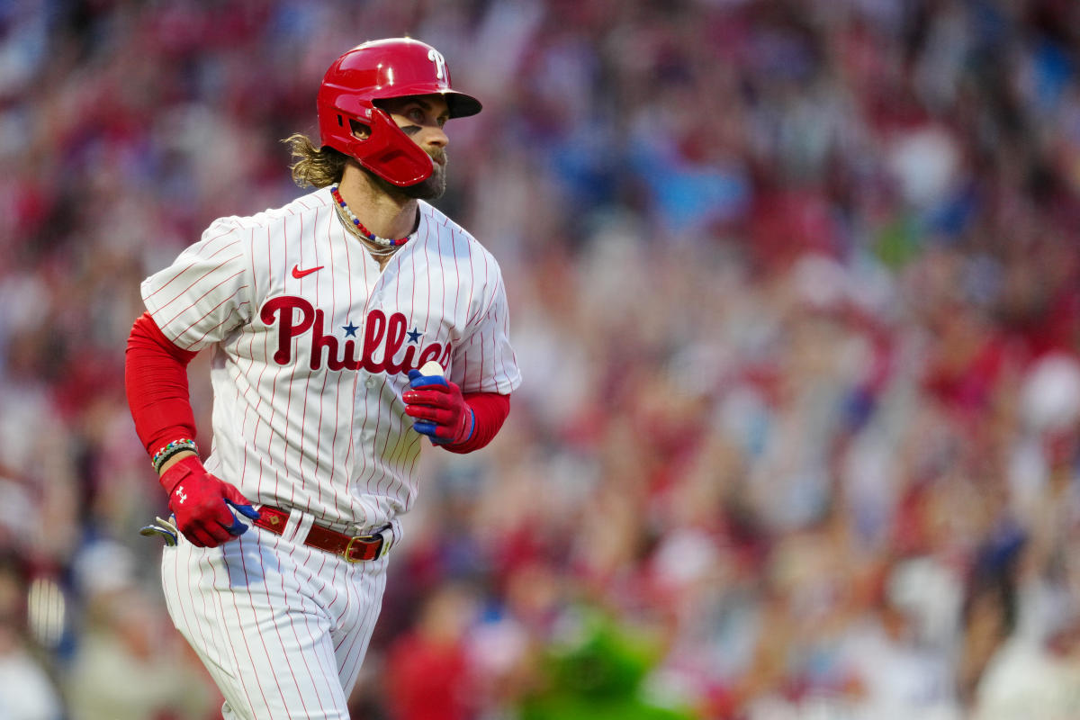 Watch: Locked-in Trea Turner gives Phillies lead with HR