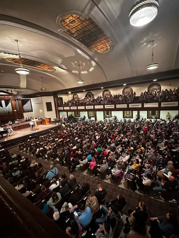 Asbury University's revival. (Nick Hall / via Instagram)