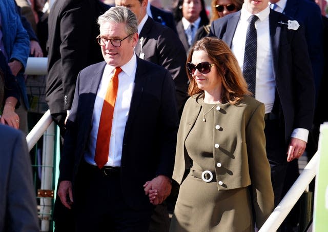 Sir Keir Starmer with his wife Victoria