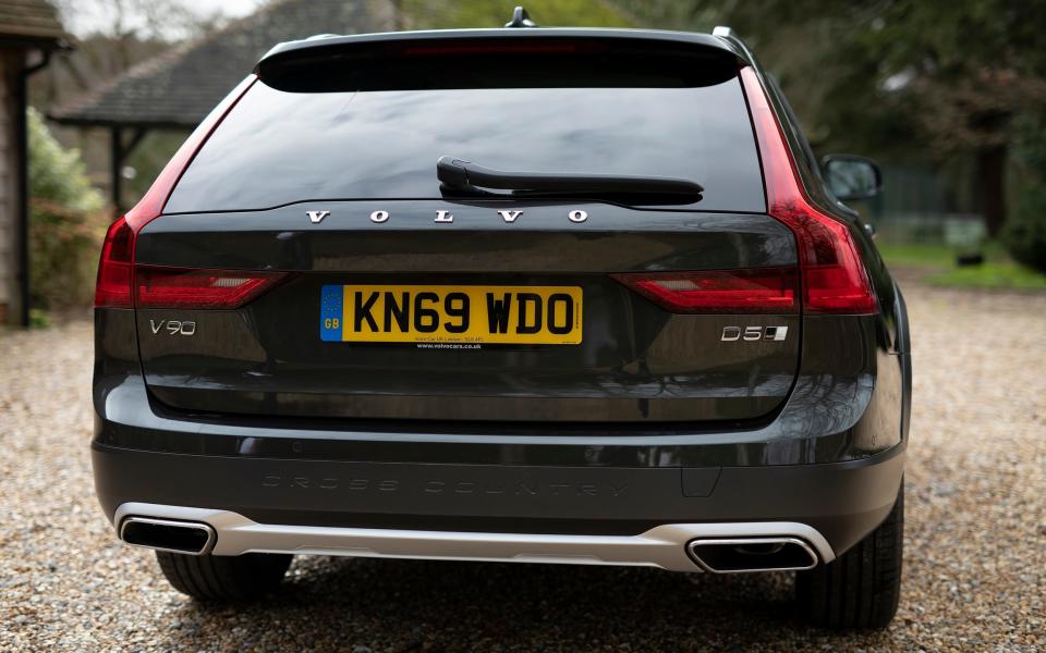 Volvo V90 Cross Country long-term test - James Foxall - Christopher Pledger