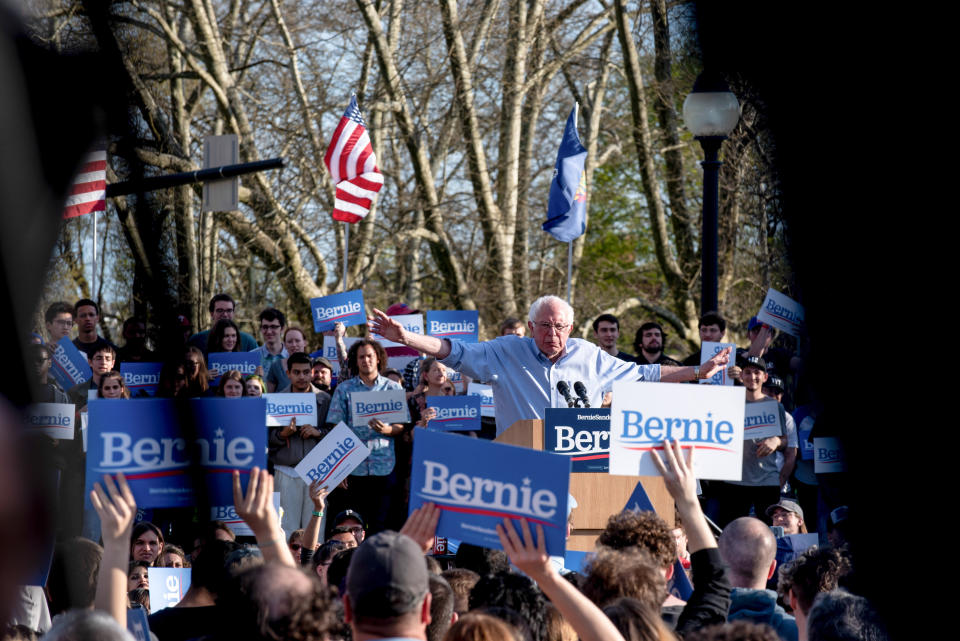 If Sanders becomes president, he'll rely on a lot more rallies like this one in Pittsburgh to build support for his agenda. (Photo: SOPA Images via Getty Images)