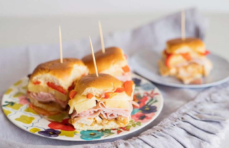 <p>While ham and cheese sandwiches may feel like one of those <a href="https://www.thedailymeal.com/cook/best-retro-recipes-gallery?referrer=yahoo&category=beauty_food&include_utm=1&utm_medium=referral&utm_source=yahoo&utm_campaign=feed" rel="nofollow noopener" target="_blank" data-ylk="slk:vintage recipes no one makes anymore;elm:context_link;itc:0;sec:content-canvas" class="link ">vintage recipes no one makes anymore</a>, they’re actually a perfect easy dish for the Fourth of July. Slice and dice the goods while your kids assemble the sandwiches.</p> <p><a href="https://www.thedailymeal.com/easy-ham-and-cheese-sliders?referrer=yahoo&category=beauty_food&include_utm=1&utm_medium=referral&utm_source=yahoo&utm_campaign=feed" rel="nofollow noopener" target="_blank" data-ylk="slk:For the Ham and Cheese Sliders recipe, click here;elm:context_link;itc:0;sec:content-canvas" class="link ">For the Ham and Cheese Sliders recipe, click here</a>.</p>