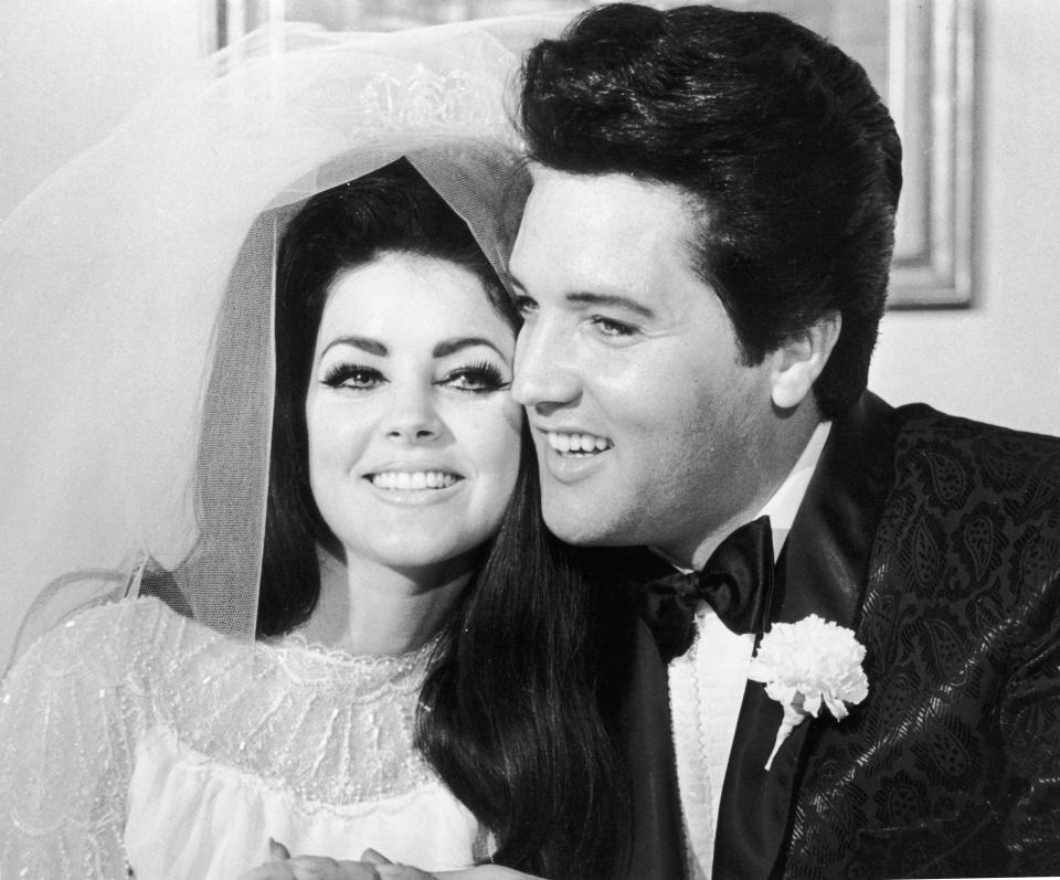 Priscilla Presley, Elvis Presley, wedding picture, portrait, Priscilla wedding dress, 