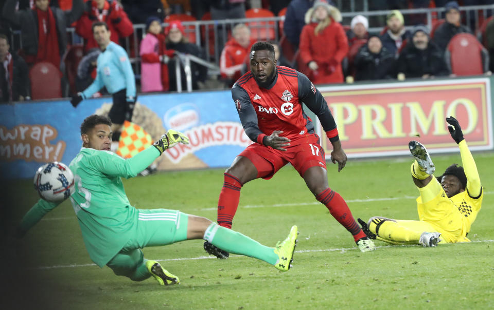 Jozy Altidore beats Zack Steffen with the only goal of the MLS Eastern Conference Finals. (Getty)